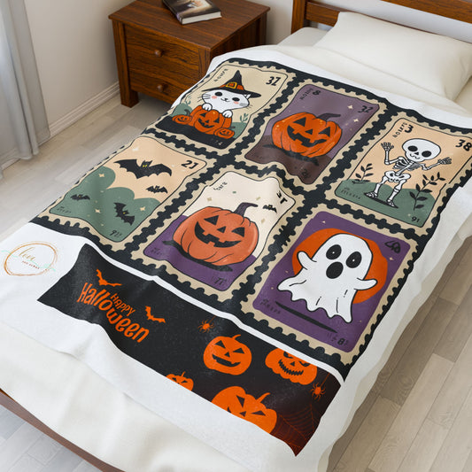 Cozy Halloween Velveteen Plush Blanket | Soft Throw for Spooky Nights, Halloween Decor, Gift for Kids & Adults, Fall Essentials